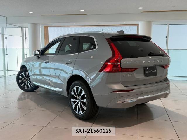 Volvo XC60 2024-08 8317914-2