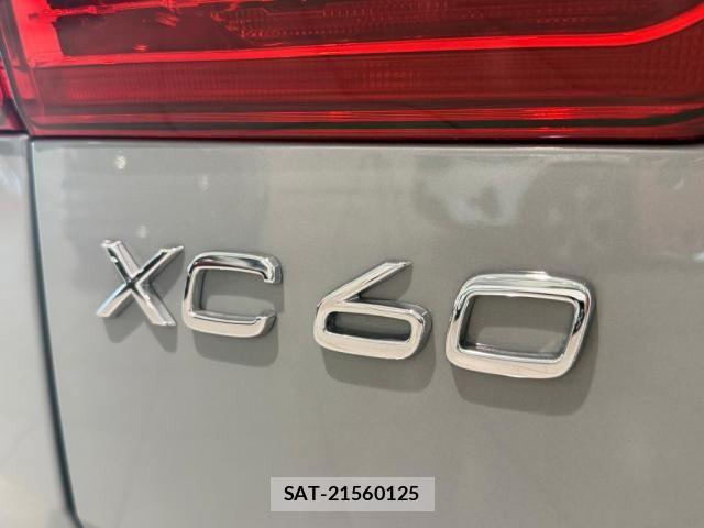Volvo XC60 2024-08 8317914-4
