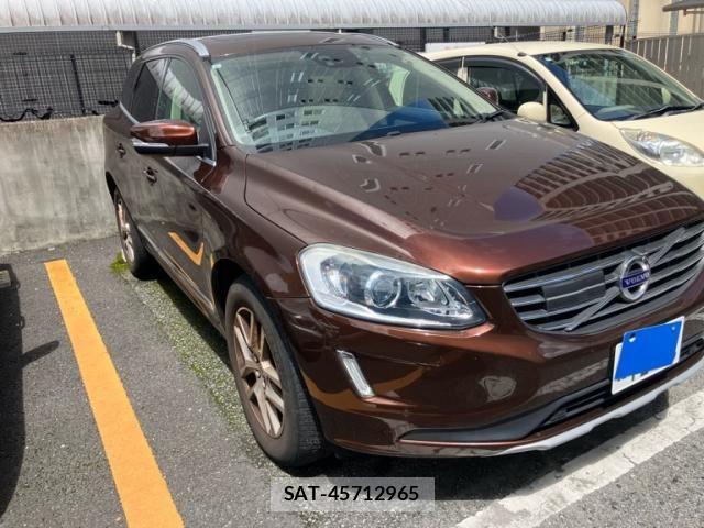 Volvo XC60 2017-09 8317918-2