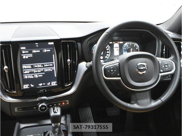 Volvo XC60 2019-05 8317916-17
