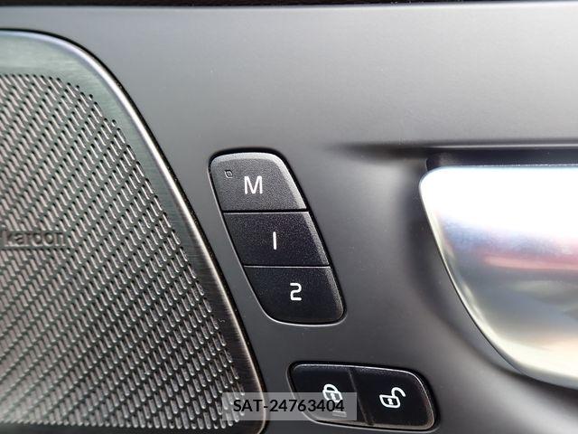 Volvo XC60 2024-02 8338408-23