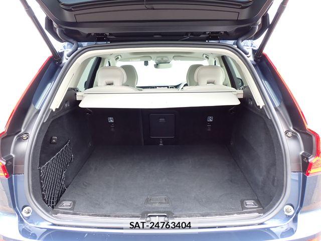 Volvo XC60 2024-02 8338408-27