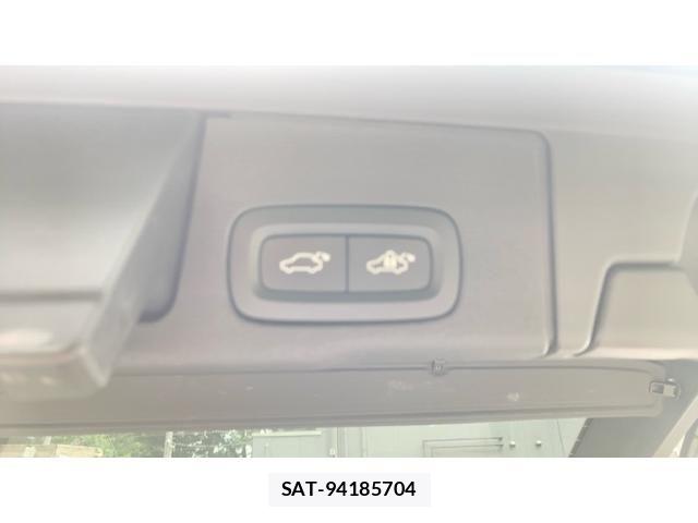 Volvo XC60 2020-09 8338412-12