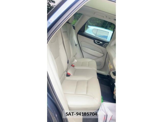 Volvo XC60 2020-09 8338412-13