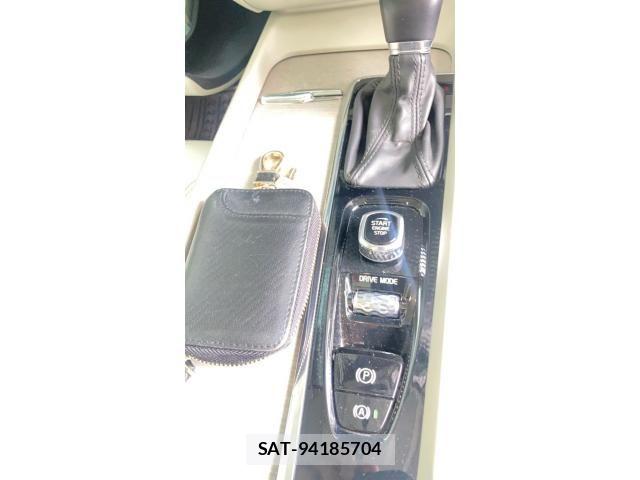 Volvo XC60 2020-09 8338412-21