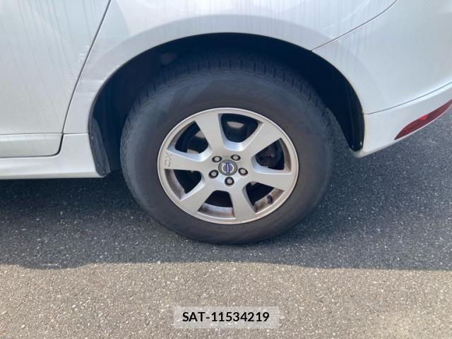 Volvo XC60 2015-09 8338415-12