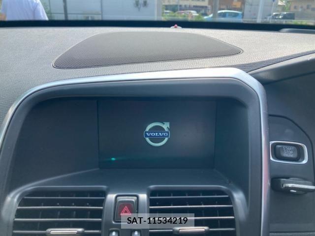 Volvo XC60 2015-09 8338415-17