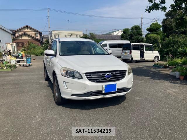 Volvo XC60 2015-09 8338415-1