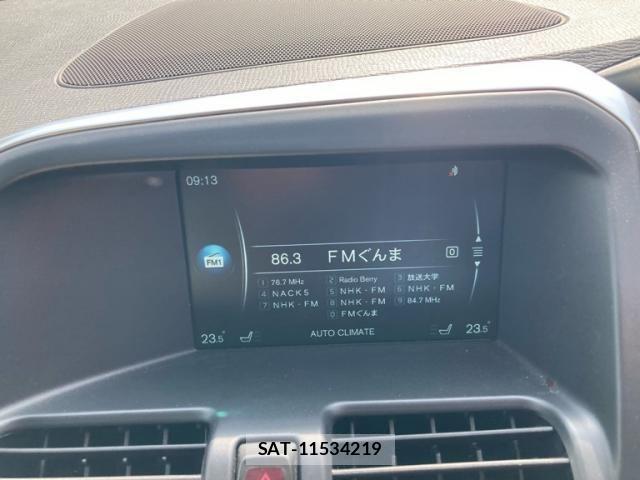 Volvo XC60 2015-09 8338415-19