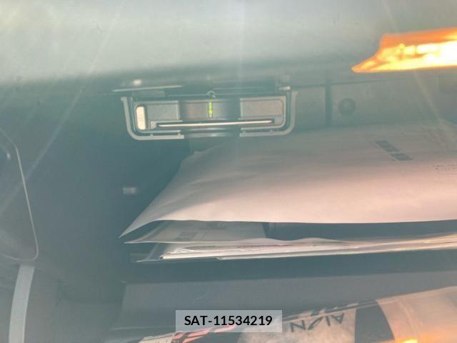 Volvo XC60 2015-09 8338415-21
