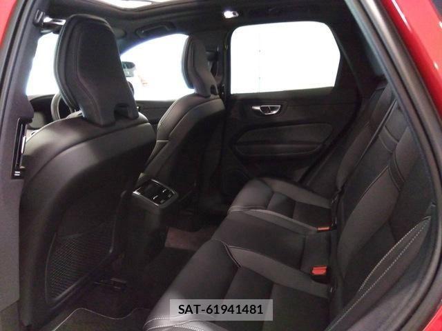 Volvo XC60 2021-09 8338409-9