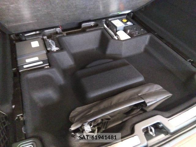 Volvo XC60 2021-09 8338409-10