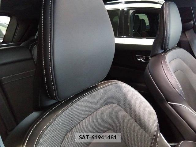 Volvo XC60 2021-09 8338409-19