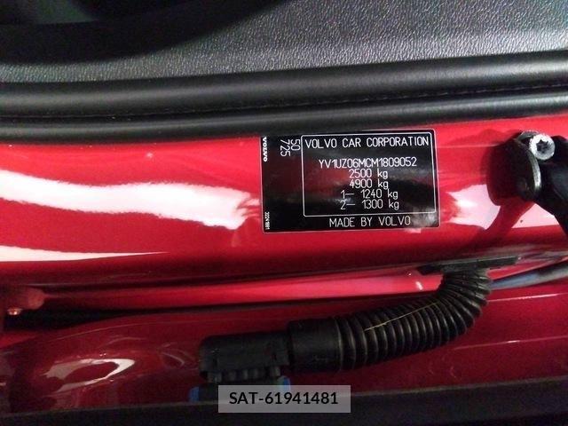Volvo XC60 2021-09 8338409-29