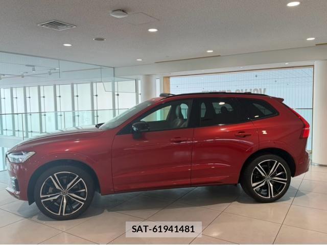 Volvo XC60 2021-09 8338409-3