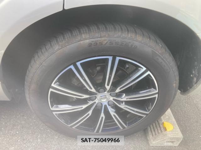 Volvo XC60 2019-02 8338413-10