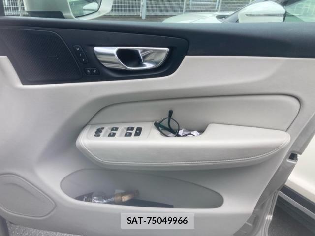 Volvo XC60 2019-02 8338413-18