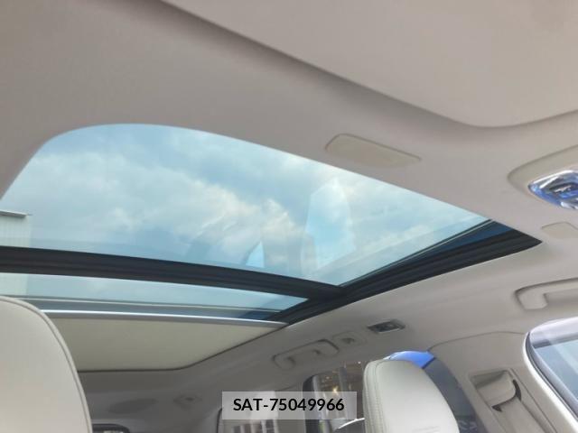 Volvo XC60 2019-02 8338413-23