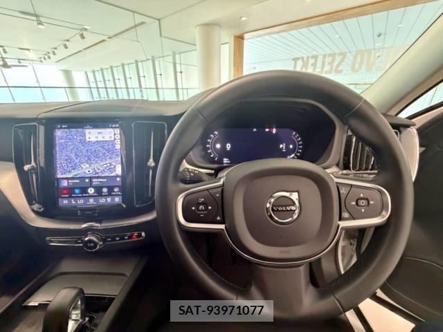 Volvo XC60 2022-09 8353782-22
