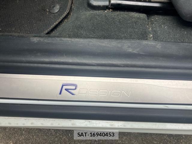 Volvo XC60 2015-11 8353784-13