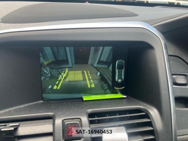 Volvo XC60 2015-11 8353784-24