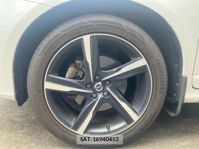 Volvo XC60 2015-11 8353784-5