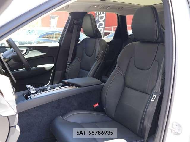 Volvo XC60 2025-12 8353781-10