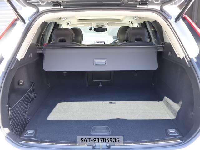Volvo XC60 2025-12 8353781-12