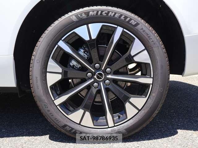 Volvo XC60 2025-12 8353781-1