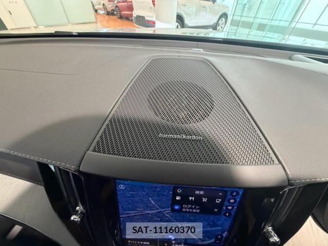 Volvo XC60 2025-12 8369641-11
