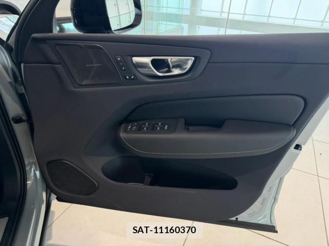 Volvo XC60 2025-12 8369641-29