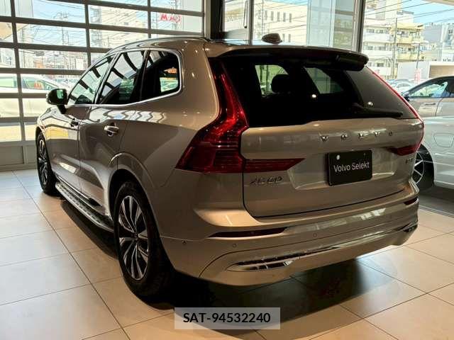Volvo XC60 2024-11 8369642-6
