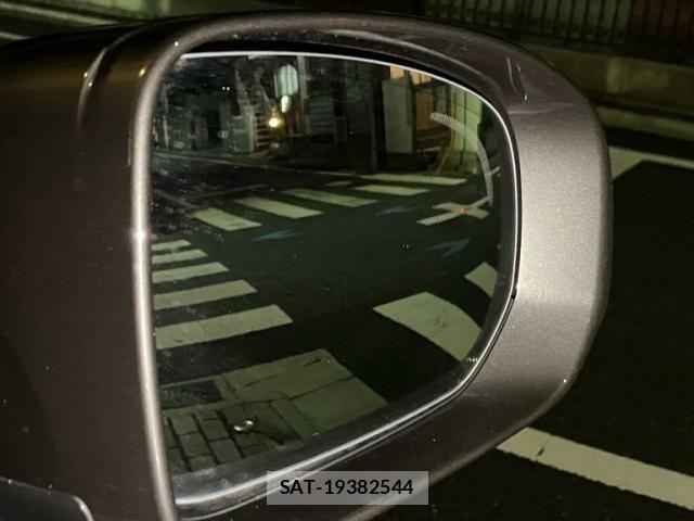 Volvo XC60 2021-11 8369644-24