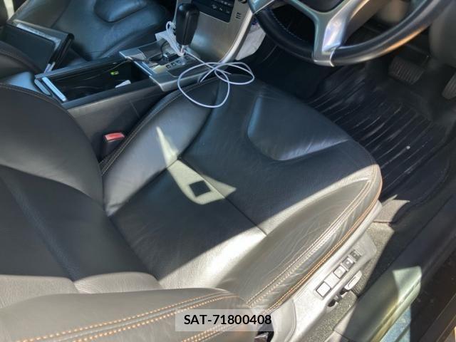 Volvo XC60 2009-08 8369643-12