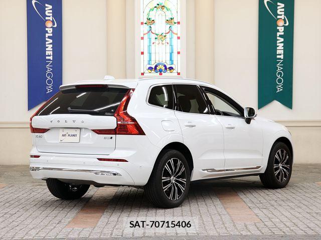 Volvo XC60 2022-01 8415734-2