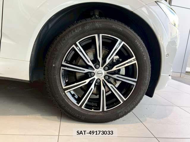 Volvo XC60 2019-12 8415739-9