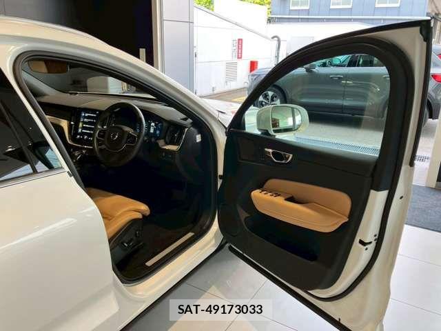Volvo XC60 2019-12 8415739-11
