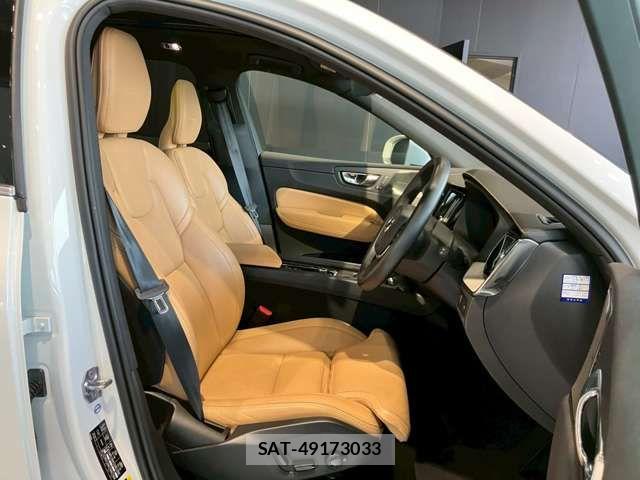 Volvo XC60 2019-12 8415739-12