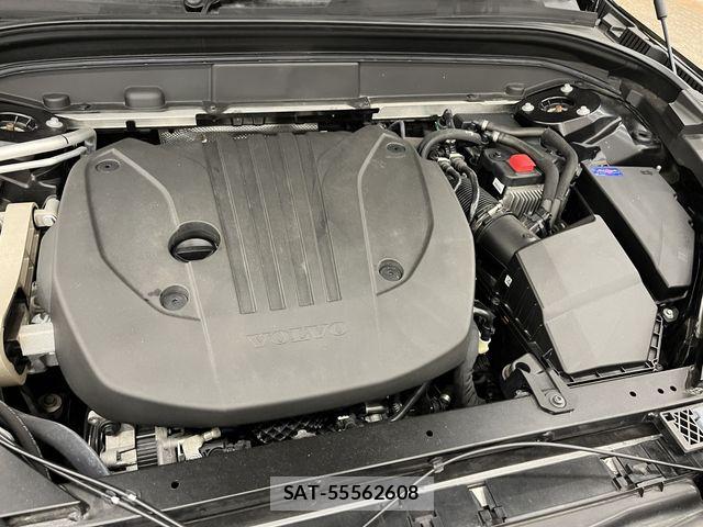 Volvo XC60 2021-03 8415735-12