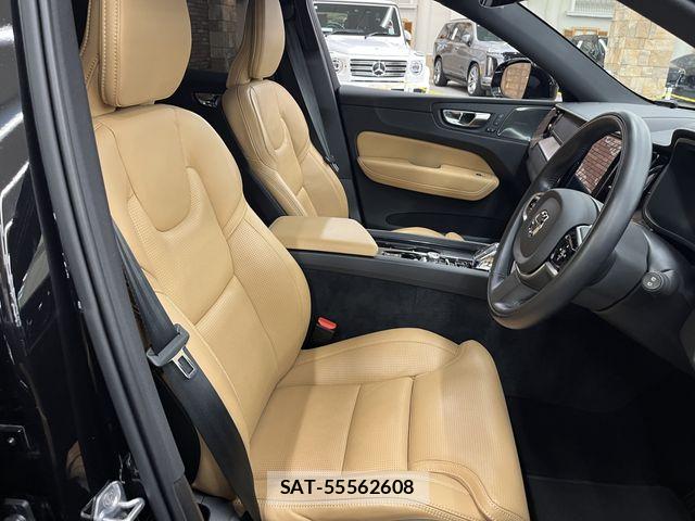 Volvo XC60 2021-03 8415735-3