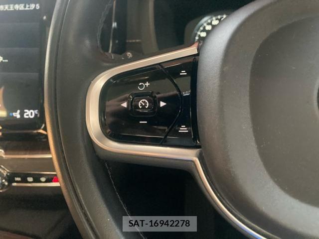 Volvo XC60 2019-03 8415742-17