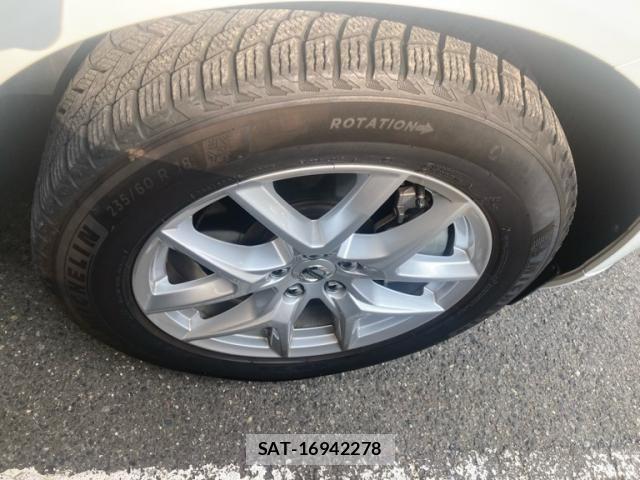 Volvo XC60 2019-03 8415742-8