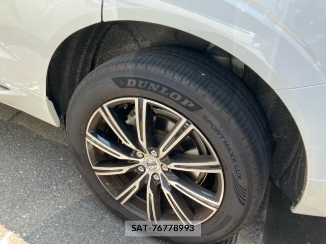 Volvo XC60 2018-03 8486241-9