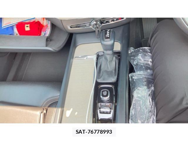 Volvo XC60 2018-03 8486241-21