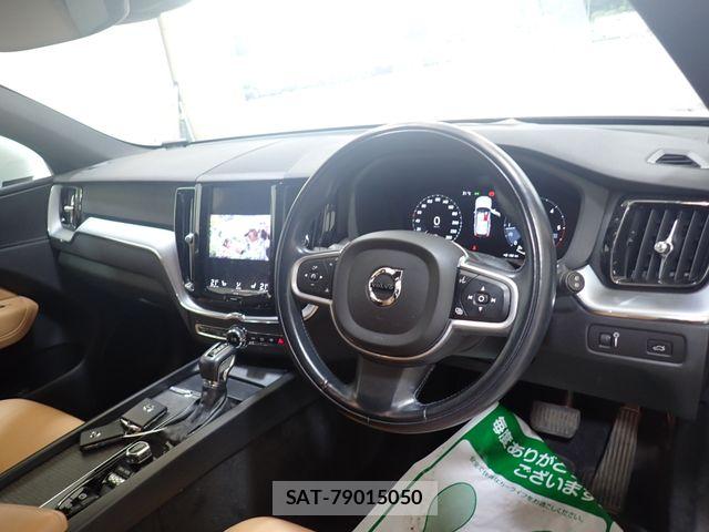 Volvo XC60 2020-07 8528089-1