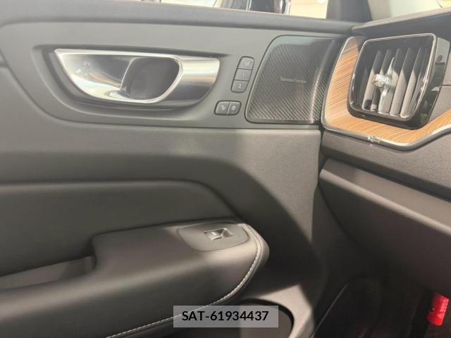 Volvo XC60 2024-07 8564014-13