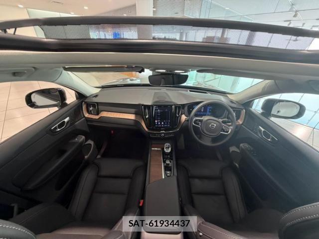Volvo XC60 2024-07 8564014-1