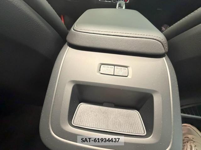 Volvo XC60 2024-07 8564014-28