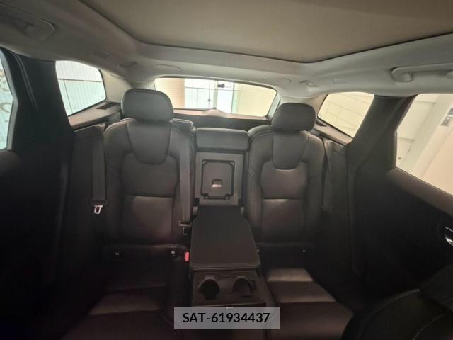 Volvo XC60 2024-07 8564014-4