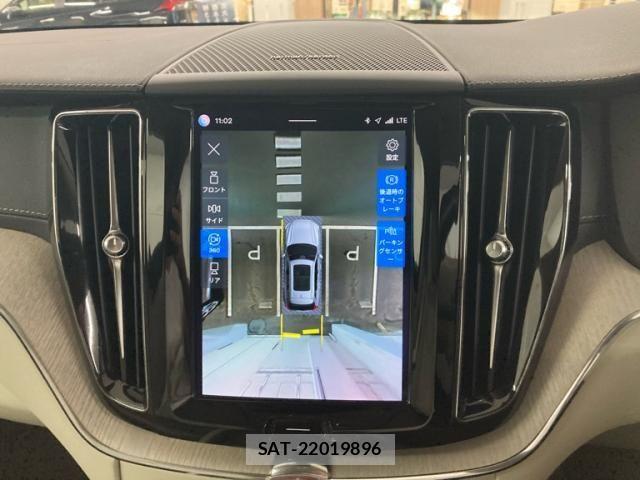 Volvo XC60 2022-08 8564013-17
